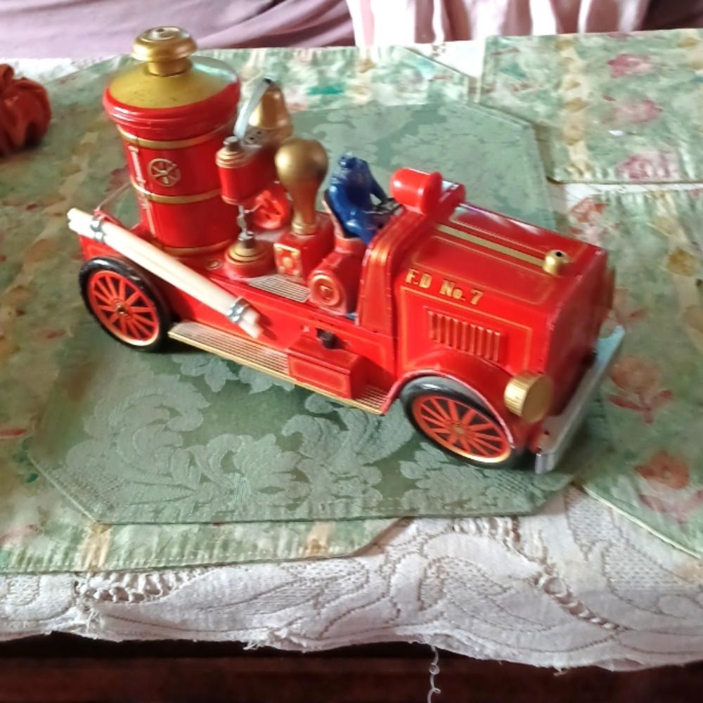 Japanese Tin Firetruck